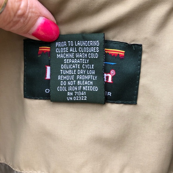 Tan light weight jacket with a hood - Picture 9 of 9